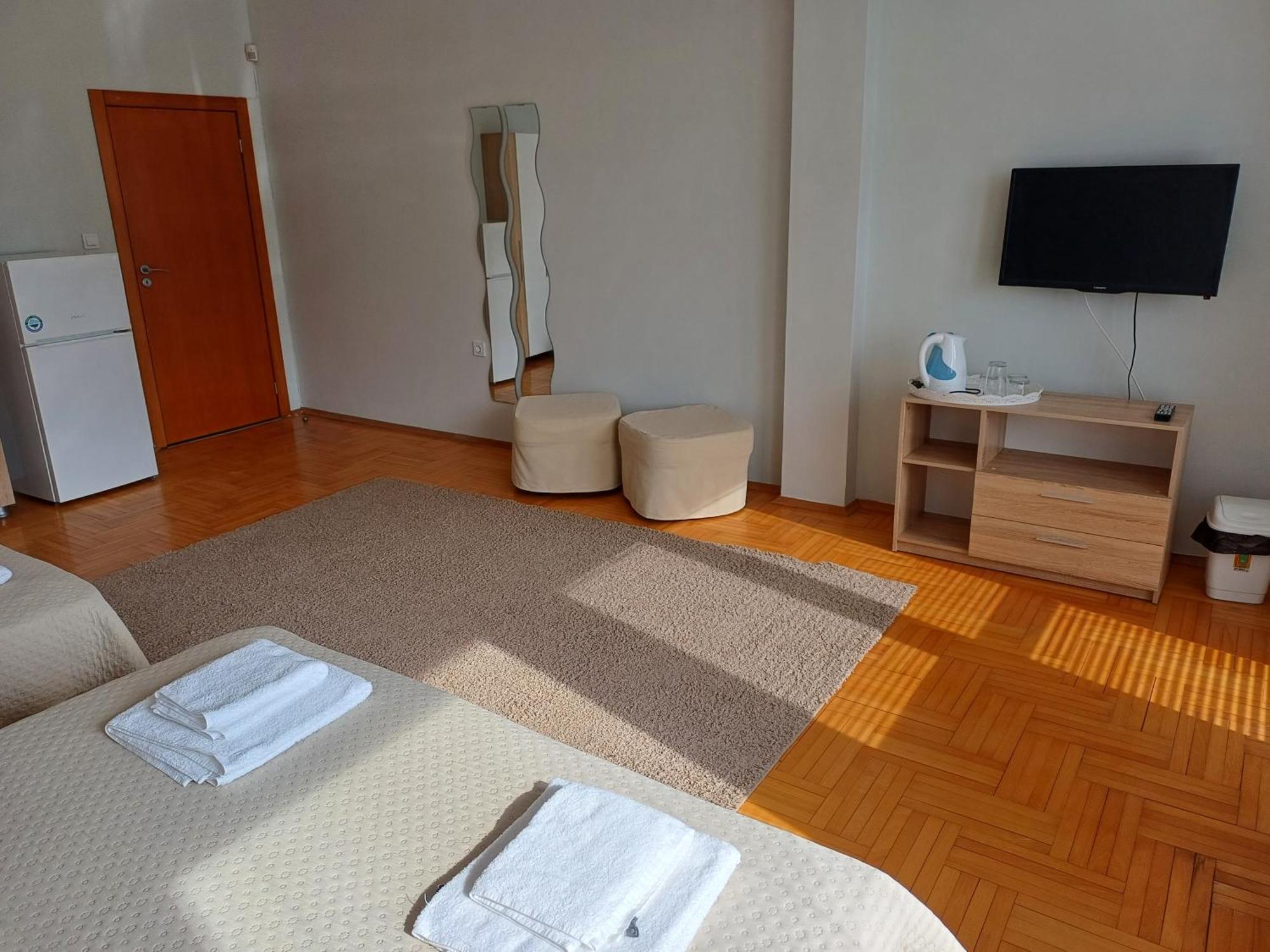 Guest Rooms Deva Burgas City Exterior foto