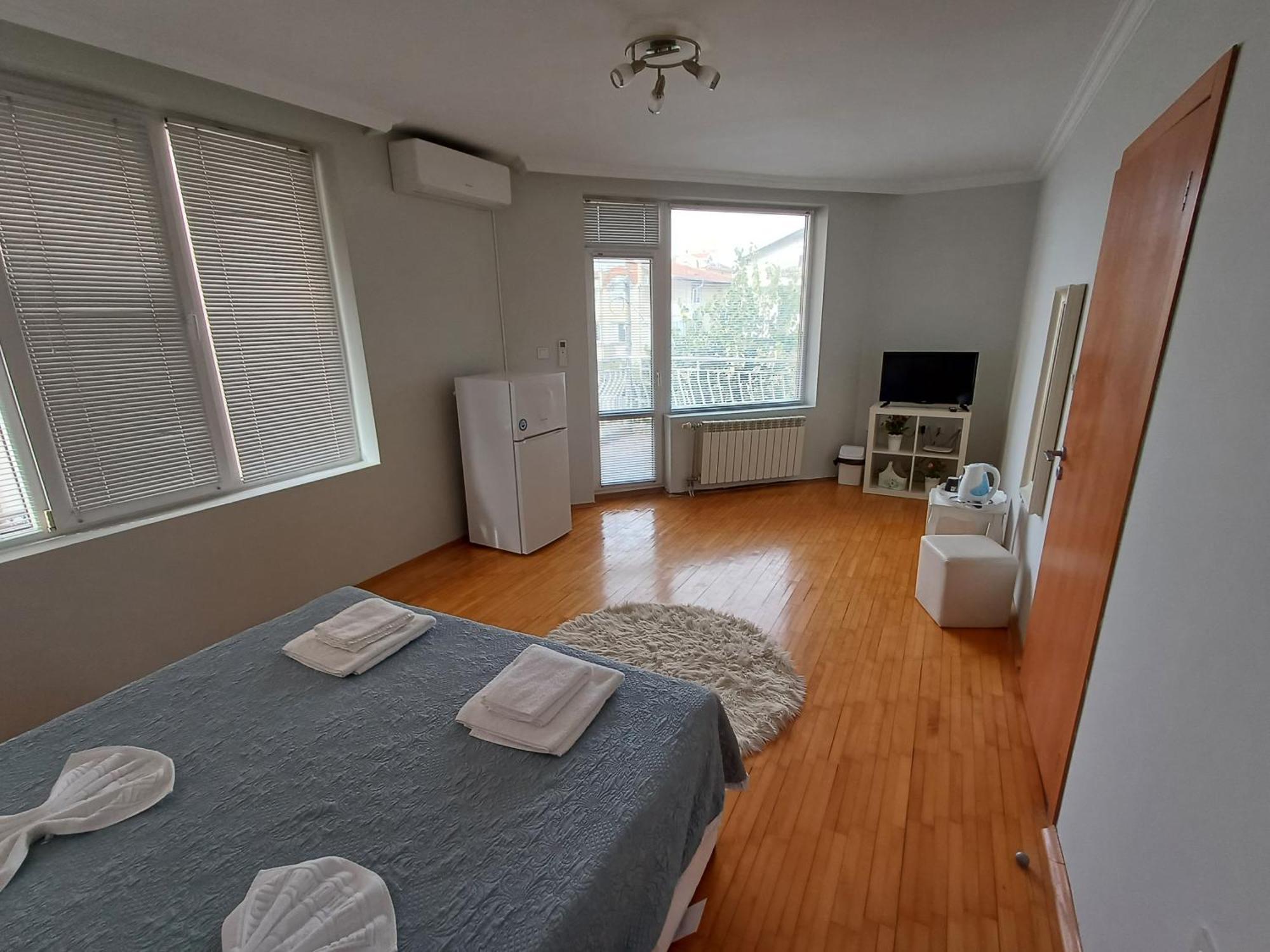 Guest Rooms Deva Burgas City Exterior foto