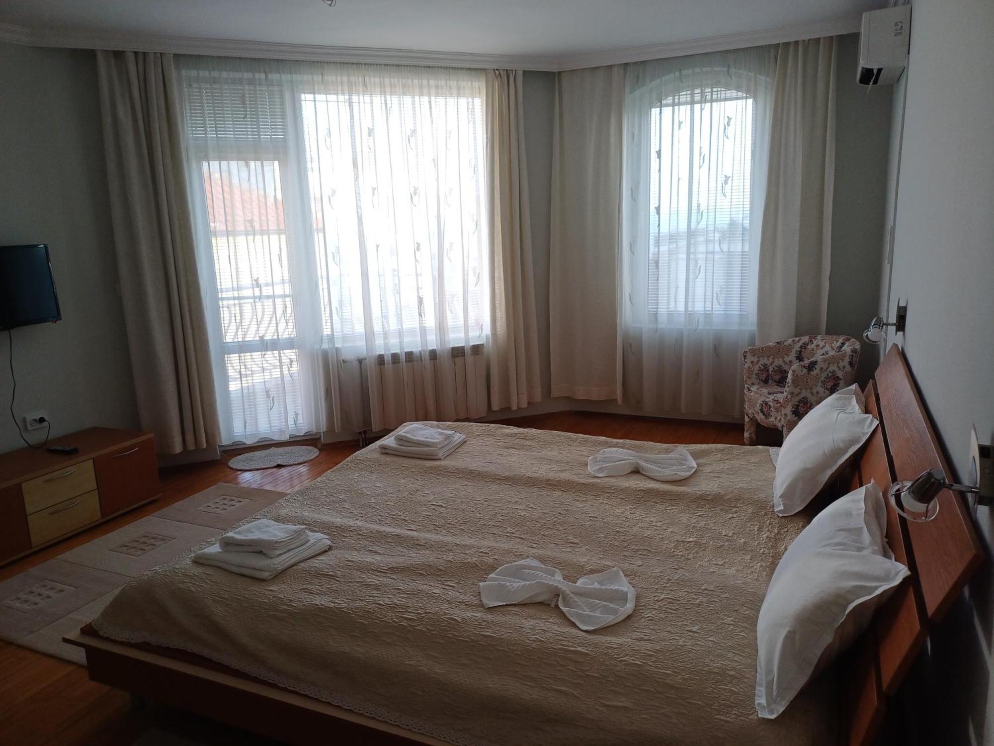 Guest Rooms Deva Burgas City Exterior foto