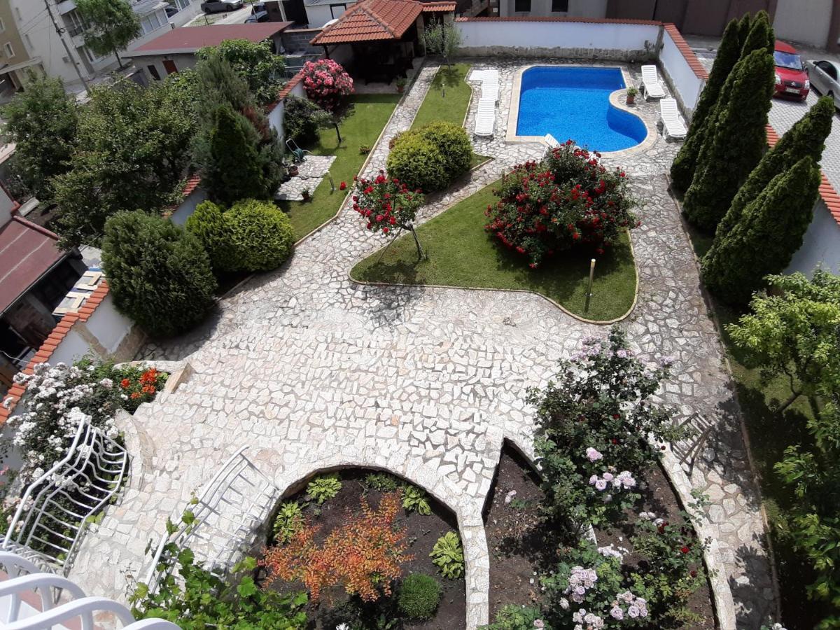 Guest Rooms Deva Burgas City Exterior foto